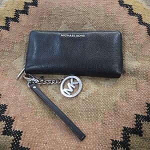 Michael Kors Black Leather Key Holder
